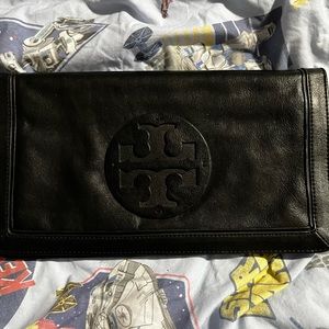 SUKI REVA CLUTCH